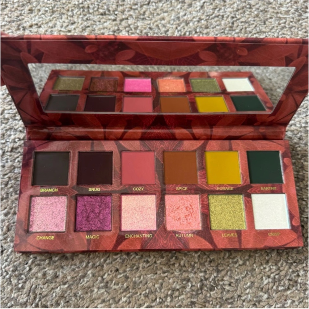 Unearthly Cosmetics "Fall Magic" eyeshadow palette
